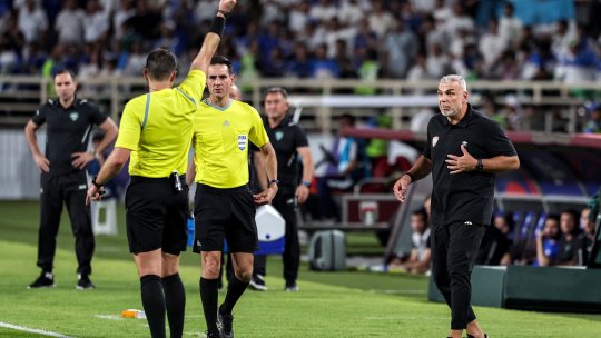 Cosmin Olăroiu a refuzat o ofertă importantă din Europa. ”Era vorba despre o sumă considerabilă. Cât mai stai acolo?”