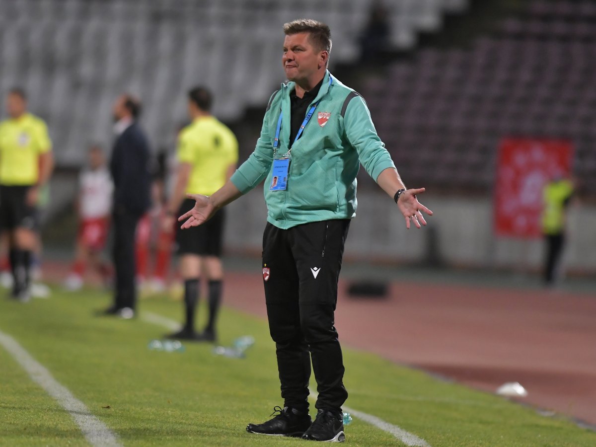 Dusan Uhrin are trei mandate de antrenor la Dinamo