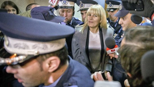 Elena Udrea, prima reacție după ce a ieșit din închisoare: ”Nu mai făceam 'Gala Bute' dacă știam că acesta e costul!” + Gigi Becali: ”E o femeie puternică cât 10 bărbați”