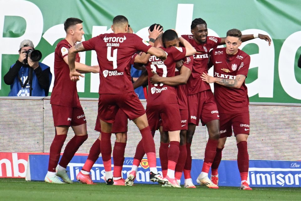 Probleme pentru CFR Cluj în returul cu Paksi! Dan Petrescu, forțat să facă două schimbări în primele 20 de minute