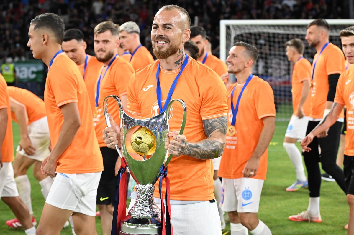 Denis Alibec vrea să joace în Champions League