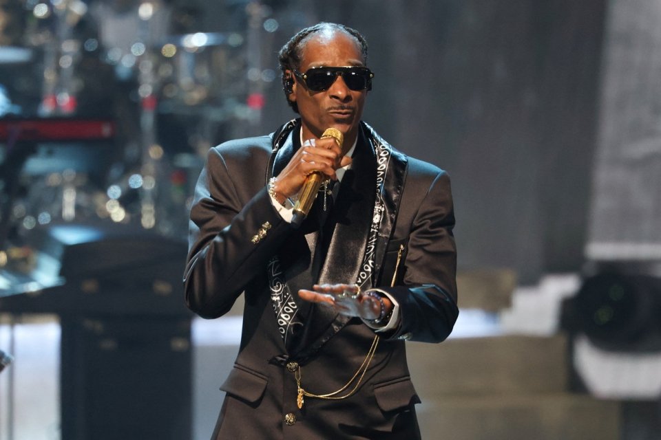Snoop Dogg are o avere estimată la 160.000.000 de dolari