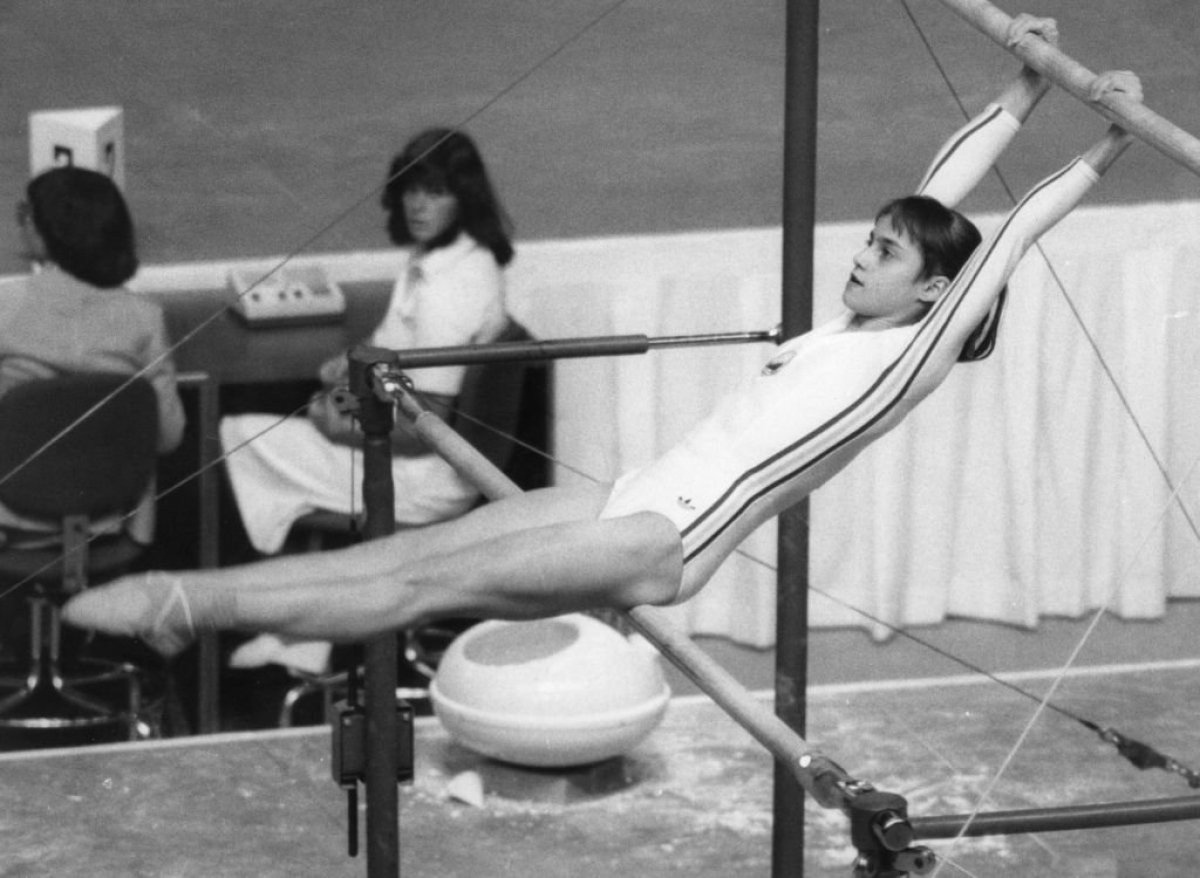 O fetiță de numai 14 ani a realizat o performanță fără precedent în istoria gimnasticii