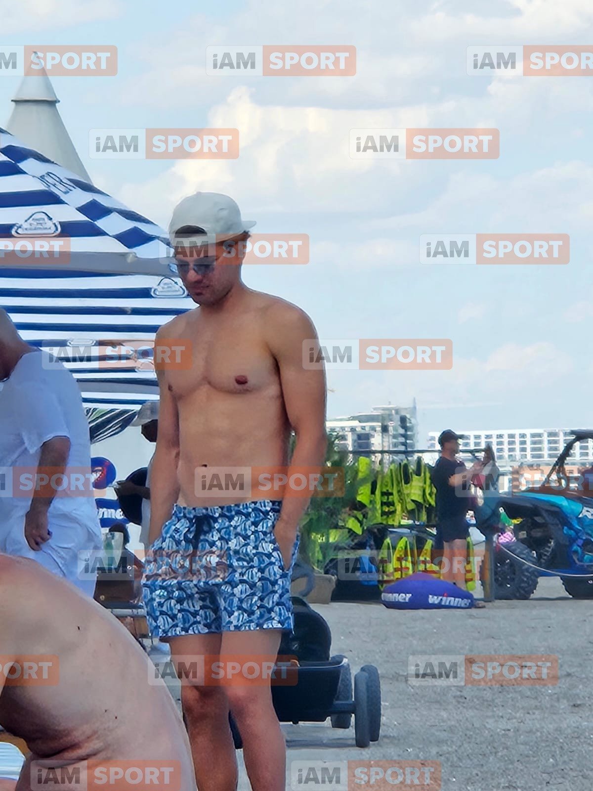 Ianis Hagi, pe plaja Fratelli, din Mamaia