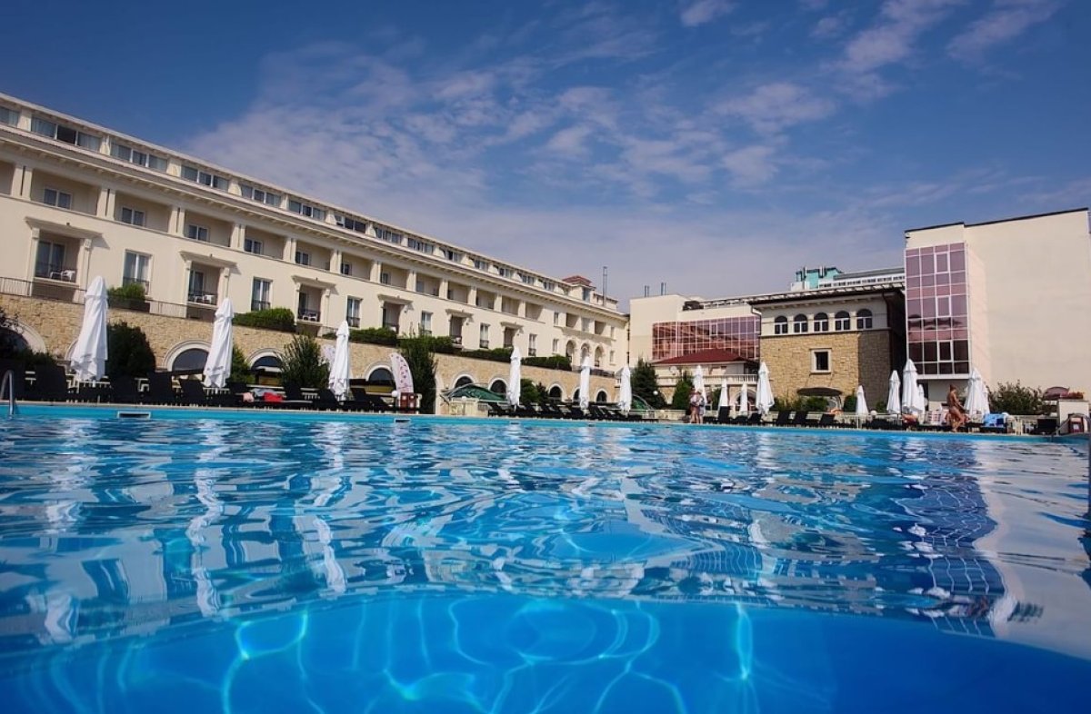 Hotelul Iaki generează venituri importante pentru familia lui Gică Hagi