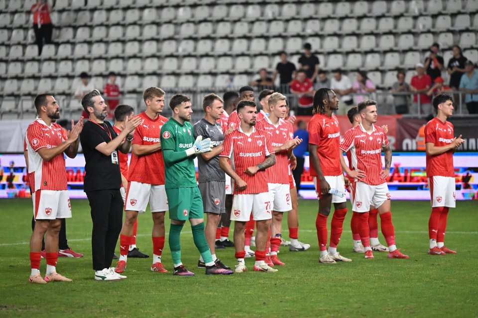 Oficialii de la Dinamo au reacționat după ce Gigi Becali a vrut să le cedeze doi jucători: ”Nu sunt de interes”