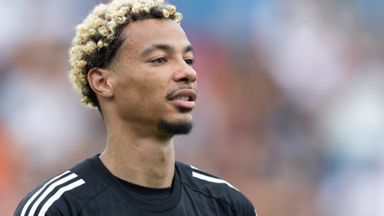 OFICIAL | Hugo Ekitike a semnat cu Liverpool