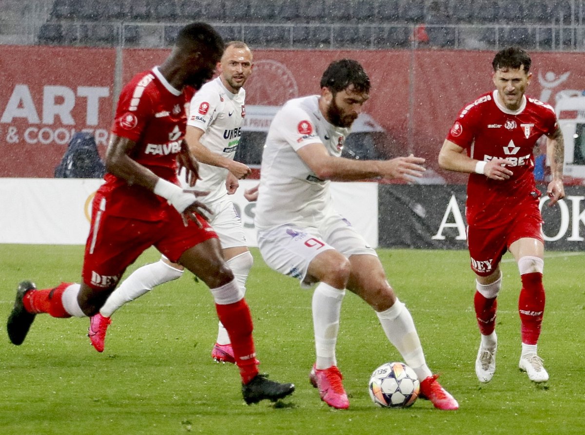 UTA și Hermannstadt încearcă să se lupte pentru o calificare în play-off în acest sezon
