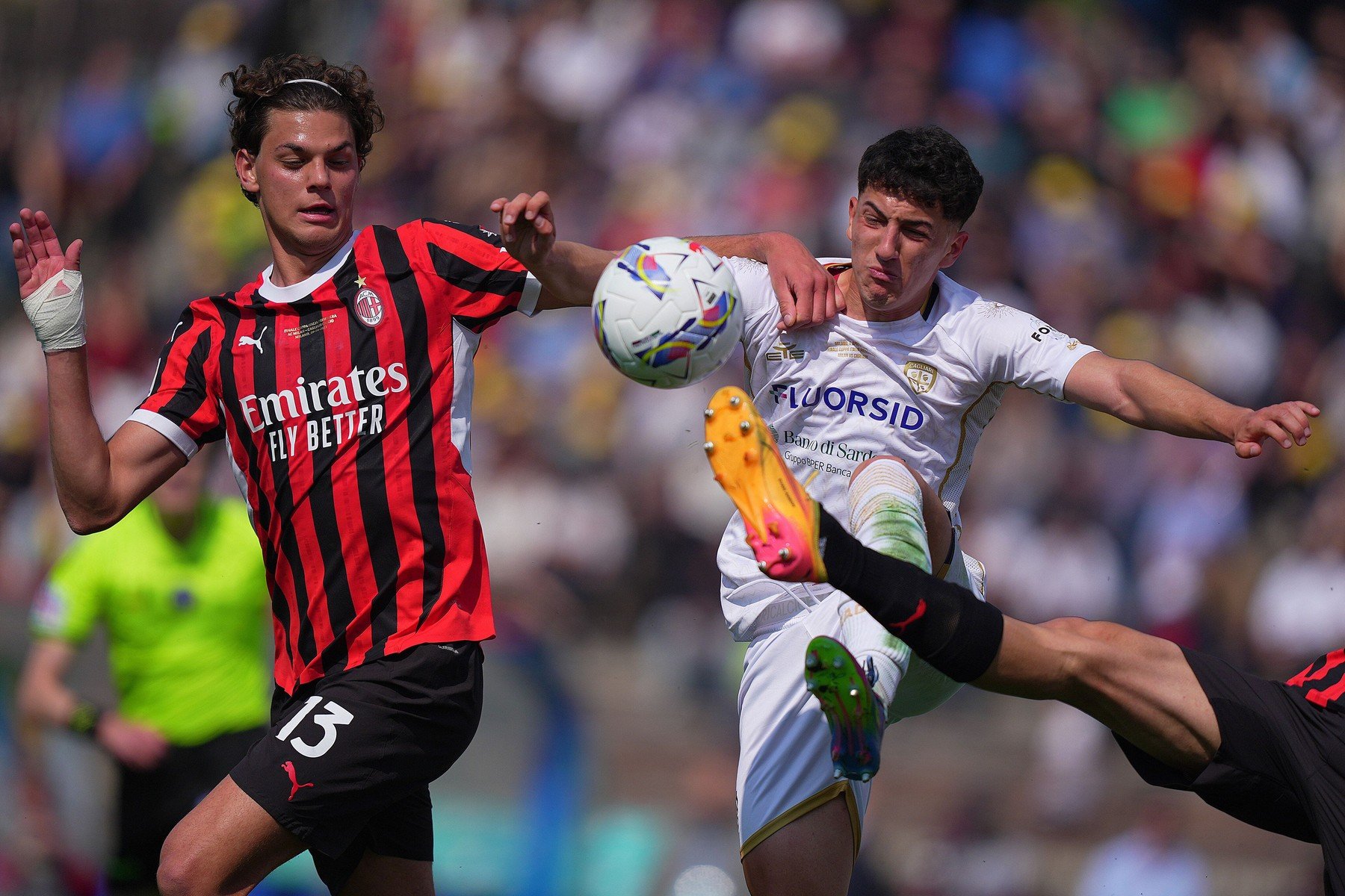De ce nu l-a folosit deloc Pancu pe puștiul-minune al României la Euro, deși AC Milan l-a trimis în teren împotriva lui Liverpool