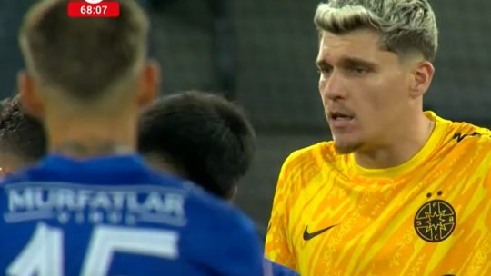 Scandal-monstru la FCSB - Farul: Târnovanu, eliminat direct după ce s-a răstit la arbitru! Ce s-a întâmplat