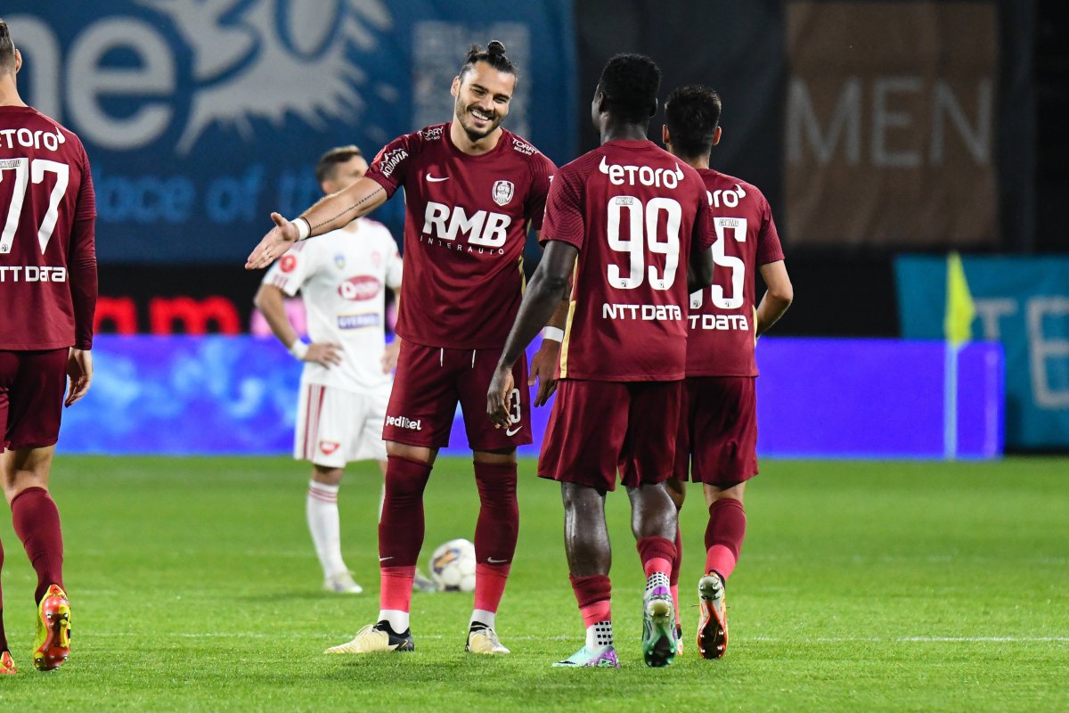 Karlo Muhar are ruptură de ligament