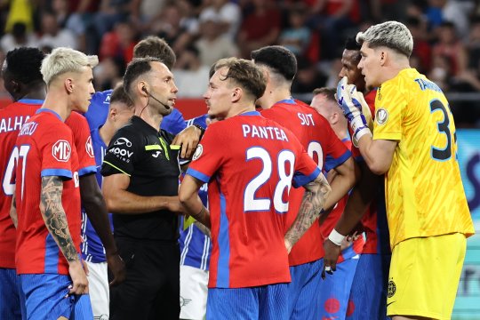 A răbufnit după ce a văzut arbitrajele din meciurile lui Dinamo și FCSB: ”Szabolcs Kovacs a luat ce e mai prost de la fratele lui!” / ”Vor fi tot mai slabe”