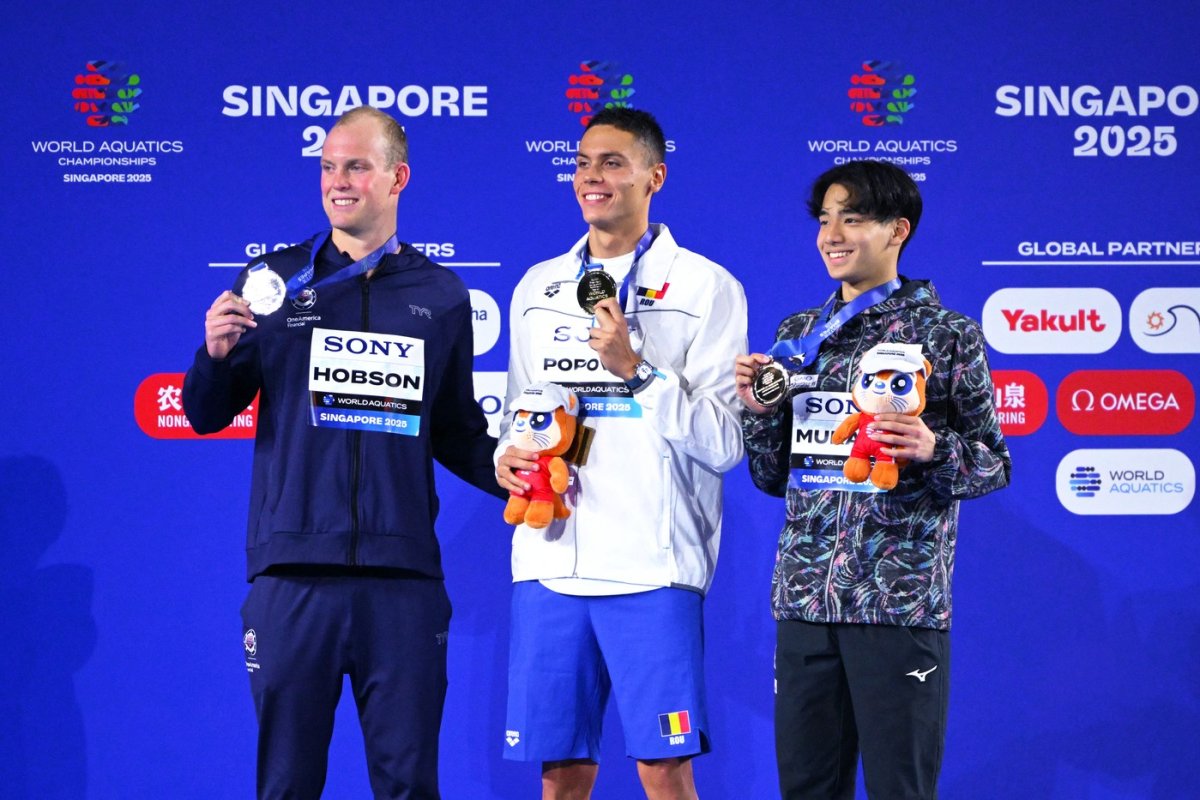 David Popovici, pe podium la Mondialele de la Singapore