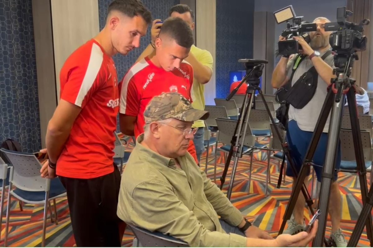 Imagini inedite cu Cătălin Cîrjan și Raul Opruț. Cum au văzut cei doi finala lui David Popovici