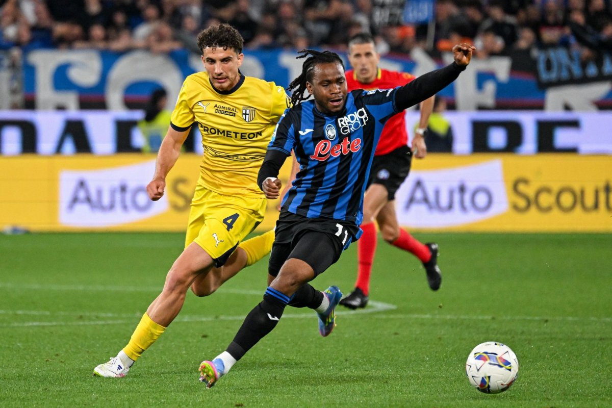 Lookman a mai jucat în Anglia și Germania, înainte să ajungă la Atalanta