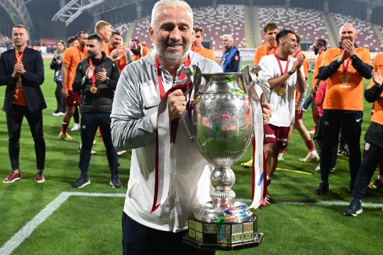 Lovitura dată de CFR Cluj înaintea Supercupei de sâmbătă. Transferul cu care Dan Petrescu își poate surprinde rivalele
