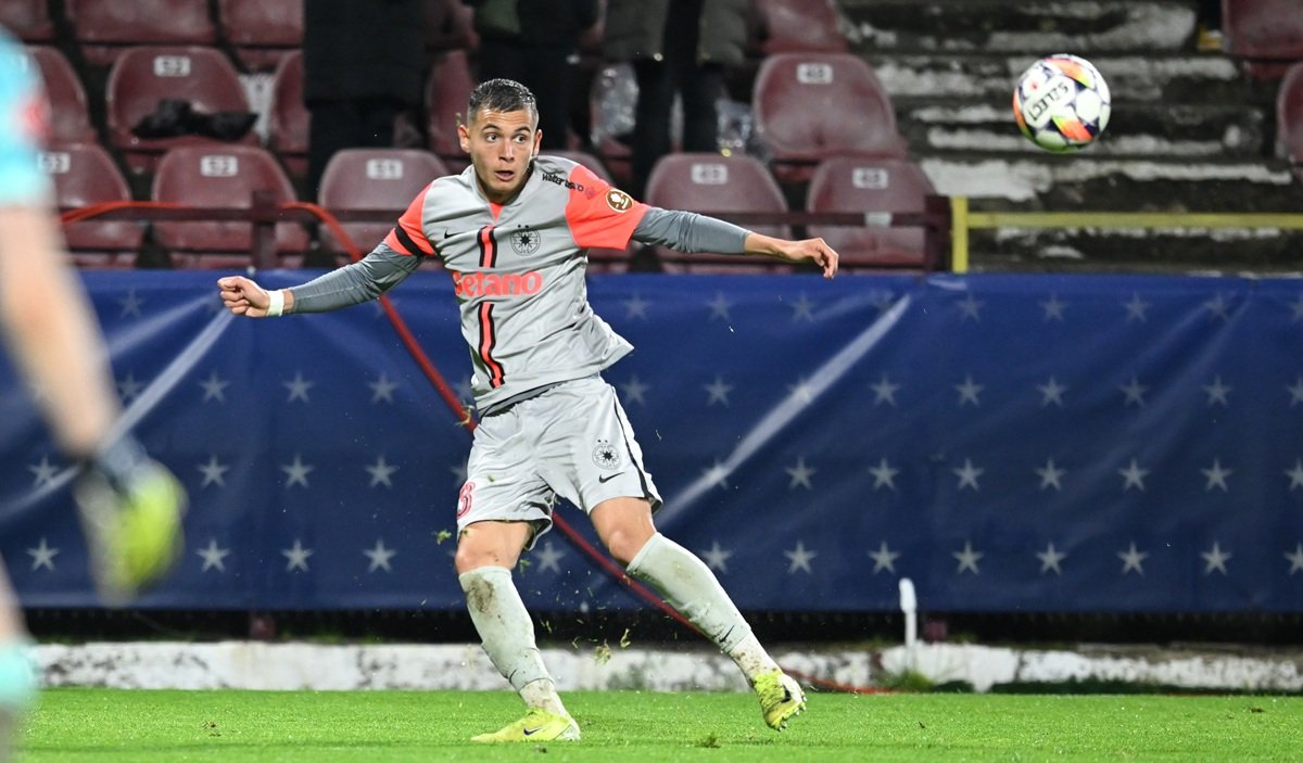 Ionuț Cercel (18 ani), varianta FCSB-ului pentru regula U21, s-a accidentat