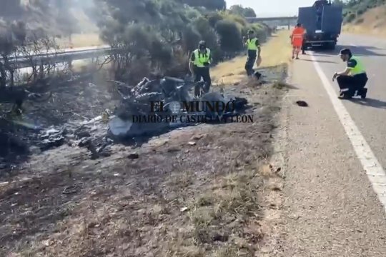 Ce mașină conducea Diogo Jota în momentul accidentului. Din ea a mai rămas doar o grămadă de cenușă