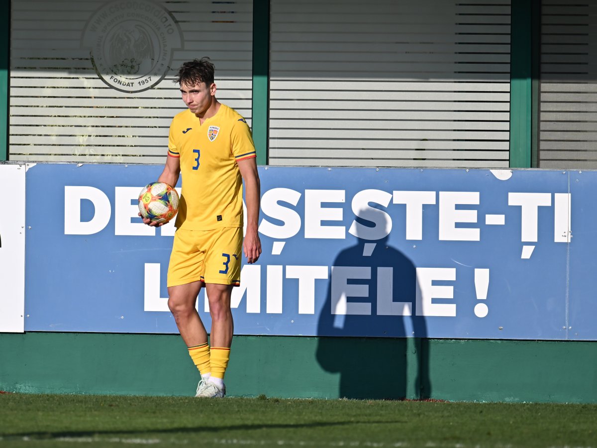 Techereș, în echipamentul naționalei U18