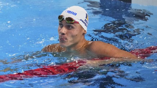 David Popovici a abandonat! Decizie surprinzătoare a românului după ce s-a calificat în finala probei de 100 de metri liber la CM