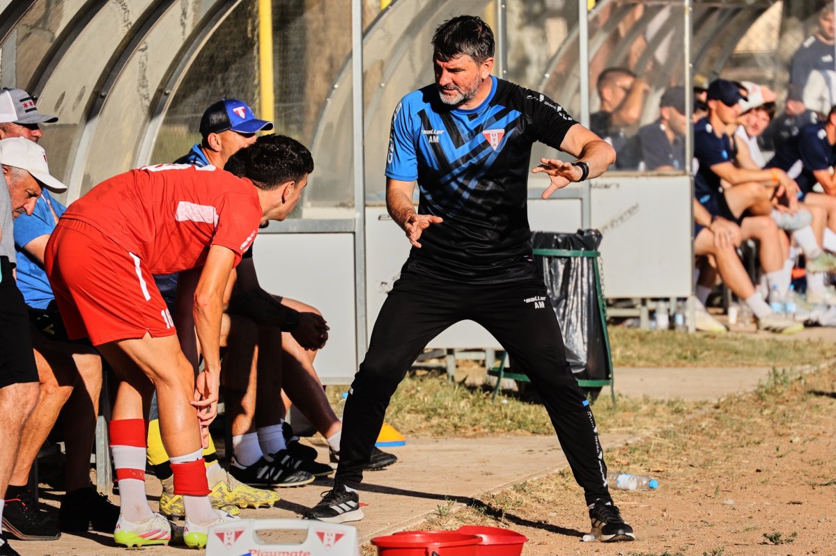 Adrian Mihalcea așteaptă noi veniri la UTA Arad