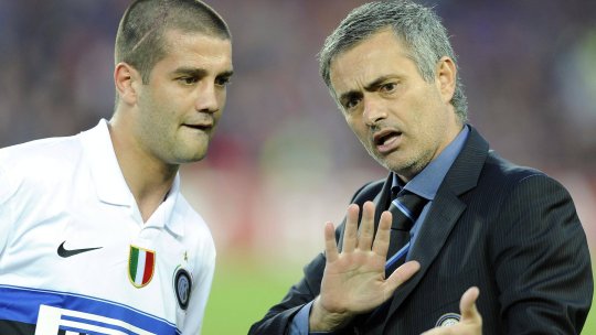Mourinho, urare în stilul său caracteristic pentru Chivu: ”Poate să câștige ce vrea, dar nu asta! Vreau să rămân singurul”