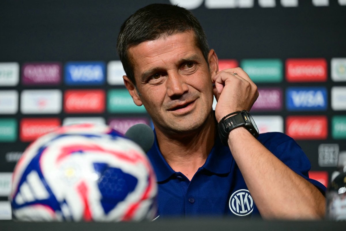 Chivu l-a înlocuit pe banca lui Inter pe Simone Inzaghi