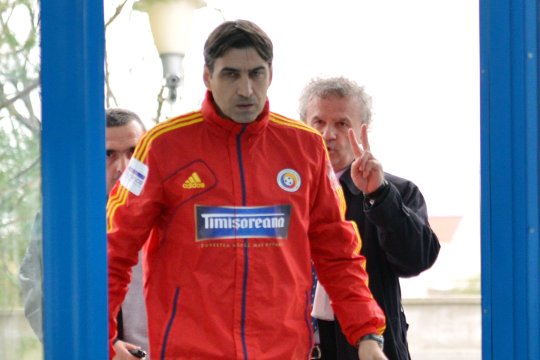 Ilie Dobre a numit cel mai mare fotbalist român din istorie: ”Artist inevitabil al gazonului, unul dintre cei mai mari din lume!”