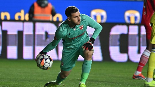 Concurență pentru Alexandru Roșca la Dinamo? Cine este portarul dorit sub comanda lui Kopic