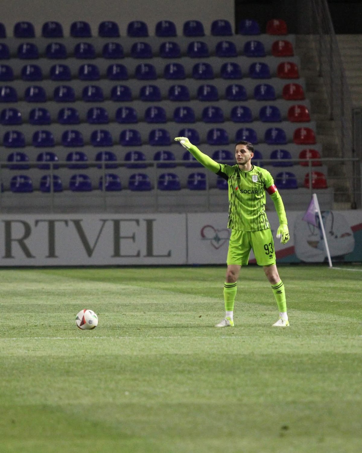 Rza Cafarov a fost antrenat de Mutu și Reghecampf la Neftchi