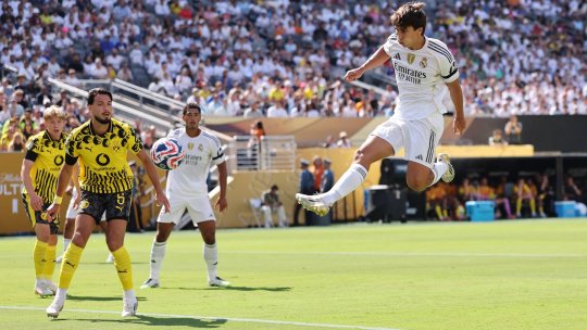 Real Madrid - Borussia Dortmund 3-2. Final nebun de meci, cu trei goluri înscrise în prelungiri. Courtois, salvator la ultima fază, pentru o calificare în semifinalele CM al Cluburilor