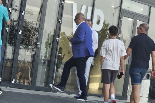 Apariție surprinzătoare la FCSB - CFR Cluj. "Șeful din umbră al ardelenilor" a venit în Ghencea