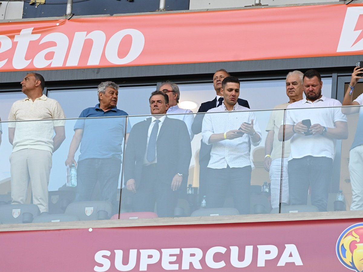 Vassaras a asistat la FCSB - CFR, scor 2-1 și a stat lângă Mircea Lucescu