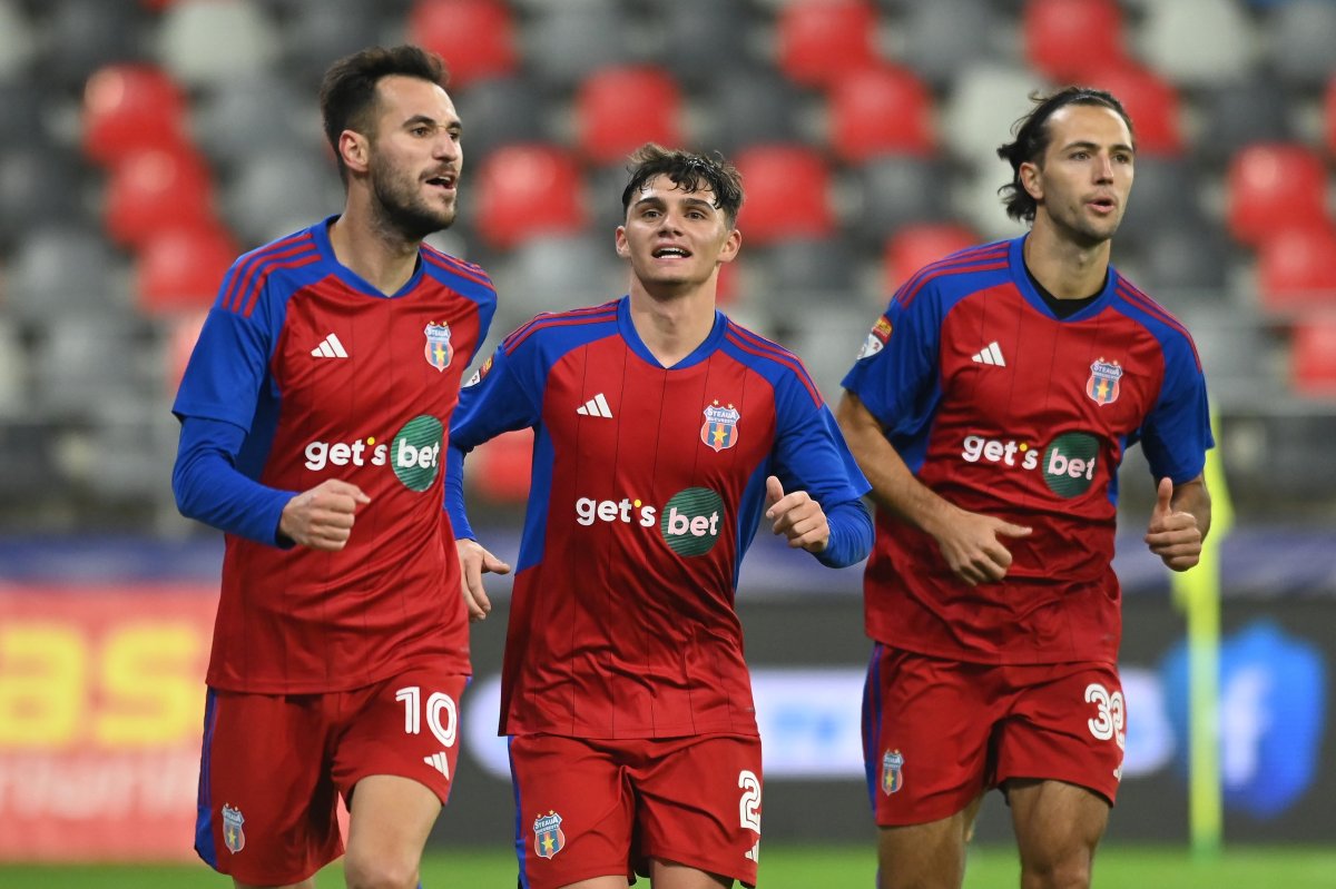 David Maftei (central) a evoluat sub formă de împrumut la Steaua în sezonul 2023-2024