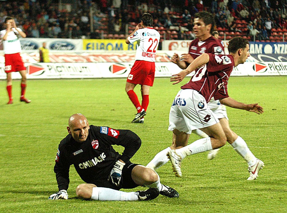 Bogdan Stelea în tricoul lui Dinamo