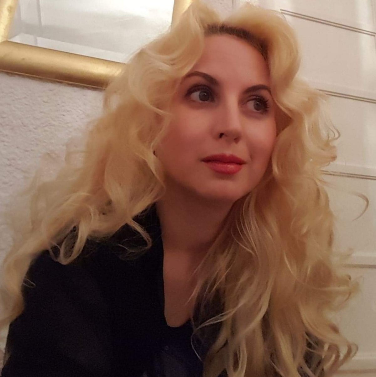 Fiica unei legende dinamoviste strigă după ajutor! Răpusă de boală și abandon, speră ca Ion Țiriac să-i audă durerea