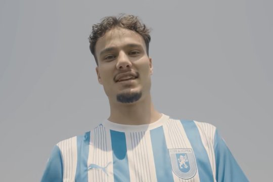 Assad Al-Hamlawi a semnat cu Universitatea Craiova! Mihai Rotaru a băgat mâna adânc în buzunar pentru transfer. Ce salariu va avea atacantul