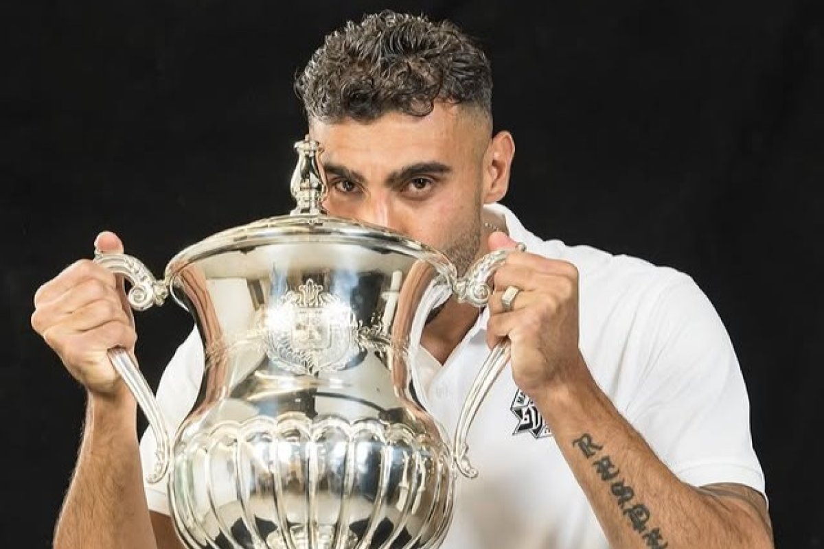 OFICIAL | Fostul fundaș de la Pafos sau Lazio Roma a semnat în SuperLiga: ”Bine ai venit!”