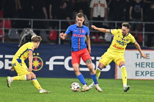 Bogații cheltuie milioane de euro, săracii tremură că s-ar putea desființa! Ruptură în SuperLiga: unele cluburi nu sunt sigure că vor termina sezonul!