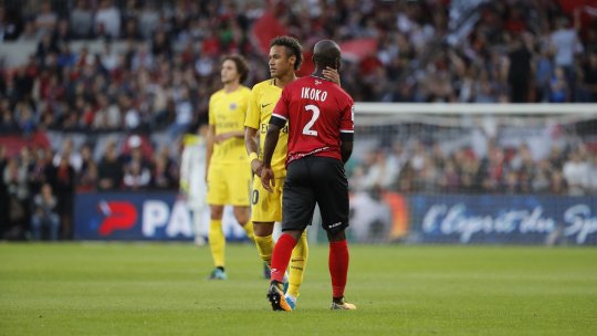 OFICIAL | Dinamo a transferat un fost jucător de la PSG