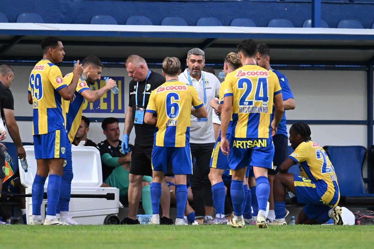 Petrolul Ploiești primește vizita celor de la UTA Arad în etapa a patra din SuperLiga