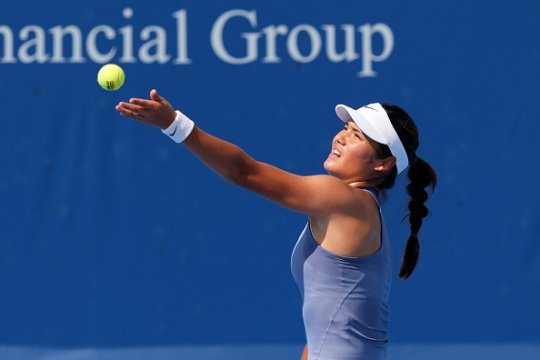 Emma Răducanu și Sorana Cîrstea s-au calificat în turul al treilea la Cincinnati