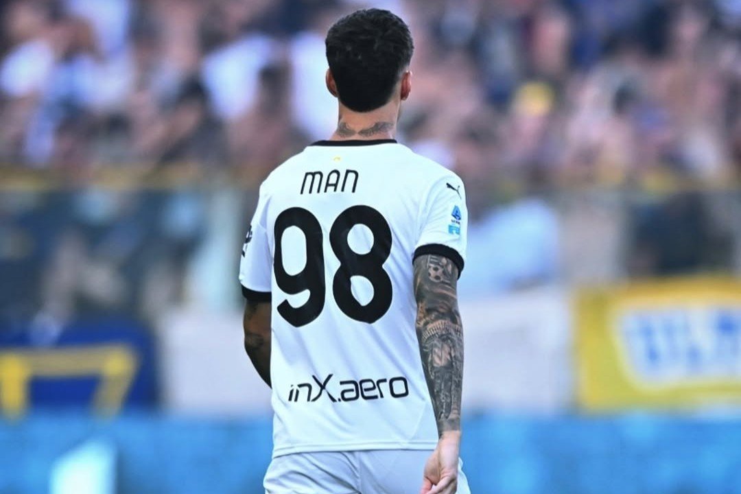 ”De la prima atingere până la șutul final: magie pură”. Parma și-a luat rămas bun de la Dennis Man
