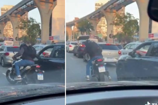 Imagini tulburătoare surprinse în trafic! Tentativa de jaf care a luat o turnură dramatică pentru hoț | FOTO