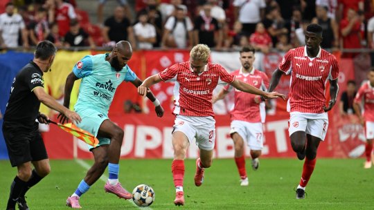 Moral ridicat în tabăra UTA-ei după egalul cu Dinamo: ”Un rezultat realist”/ ”Era normal să nu mă bucur la gol” + Părerea lui Padula despre posibila convocare la națională