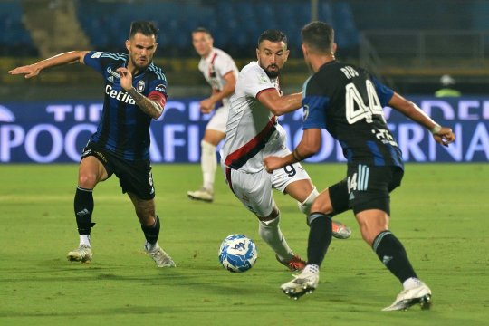 Buni doar pentru Serie B? Marius Marin și Adrian Rus, pe cale să o părăsească pe Pisa