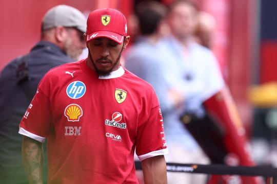 Lewis Hamilton a cedat nervos în Ungaria: ”Sunt inutil! Ferrari trebuie să schimbe pilotul”