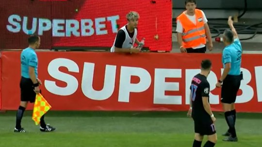 Scene unice în lume la Dinamo - FCSB! Copilul de mingi, ”eliminat” pentru că l-a înjurat pe Mihai Popescu. Ce a urmat