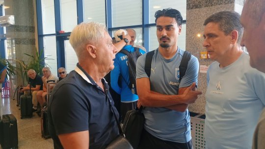 Legendele Științei au venit să îi încurajeze pe jucătorii lui Mirel Rădoi la plecarea către Istanbul. Numele grele care și-au făcut apariția
