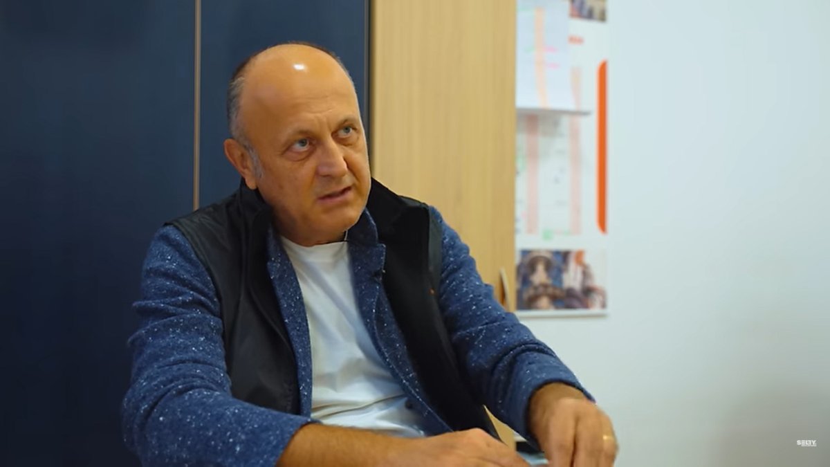 Dan Șucu, patron Mobexpert